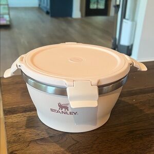 Stanley Light Pink Food Storage Bowl